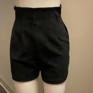 Express- MIDI EXTREME HIGH RISE Black Short Easy To Wear